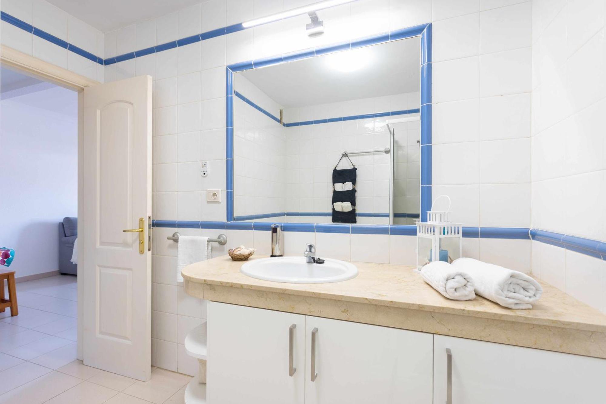 Ferienwohnung Agradable Piso Con Piscina & Playa Terraza Y Wifi Costa Del Silencio Exterior foto
